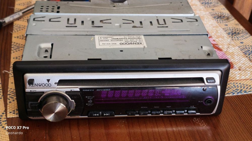 Rádio automotivo Kenwood