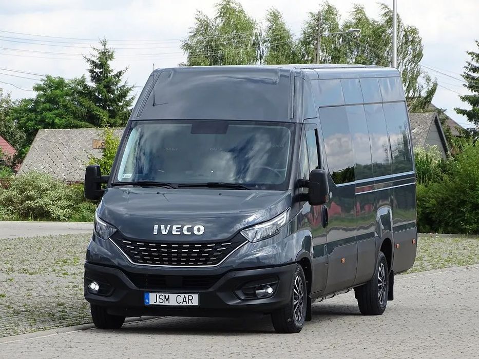 Iveco Daily 35S18 3.0 180 L4H2 Hi-MATIC FULL LED Brygadówka DOKA 7 Osób JAK NOWY!!  Iveco  Daily 35S18 3.0 180 L4H2 Hi-MATIC FULL LED Brygadówka DOKA