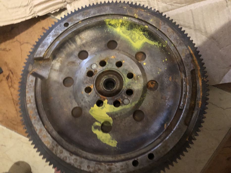 Маховик на а6 с4  2.5