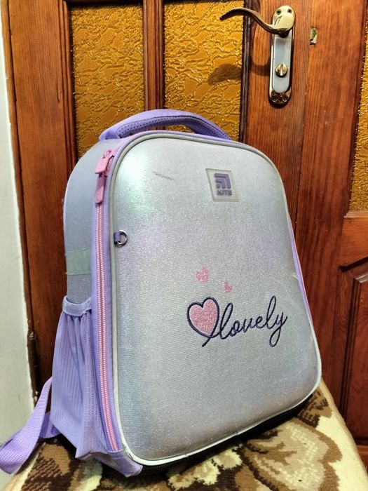 Портфель для першого класу