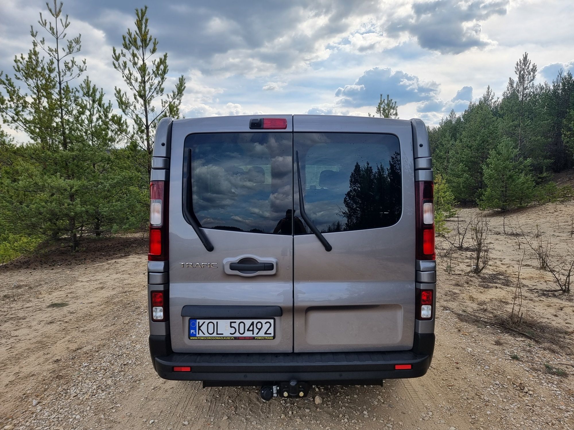 Wynajem Renault Trafic Long Bus 9 os Chrzanów Krzeszowice Jaworzno UE