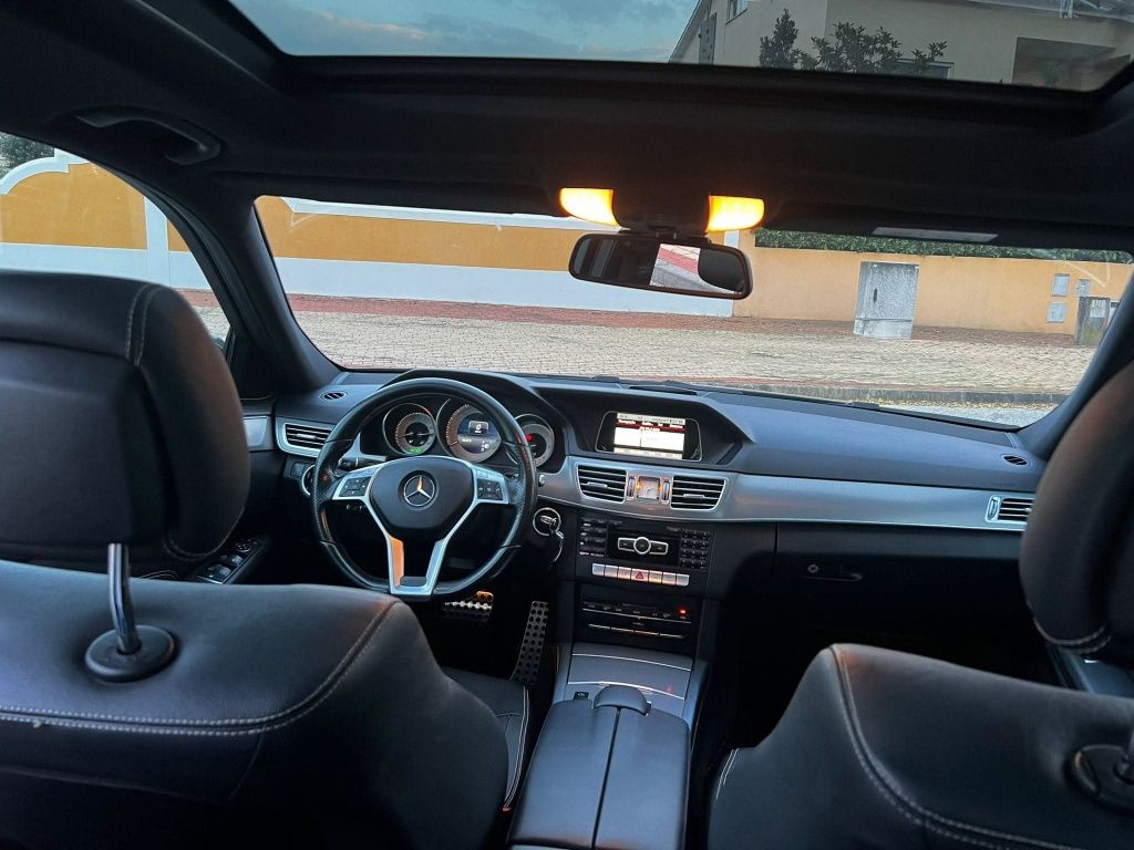 Mercedes E350 bluetec 9G-TRONIC AMG full extras aceito retoma