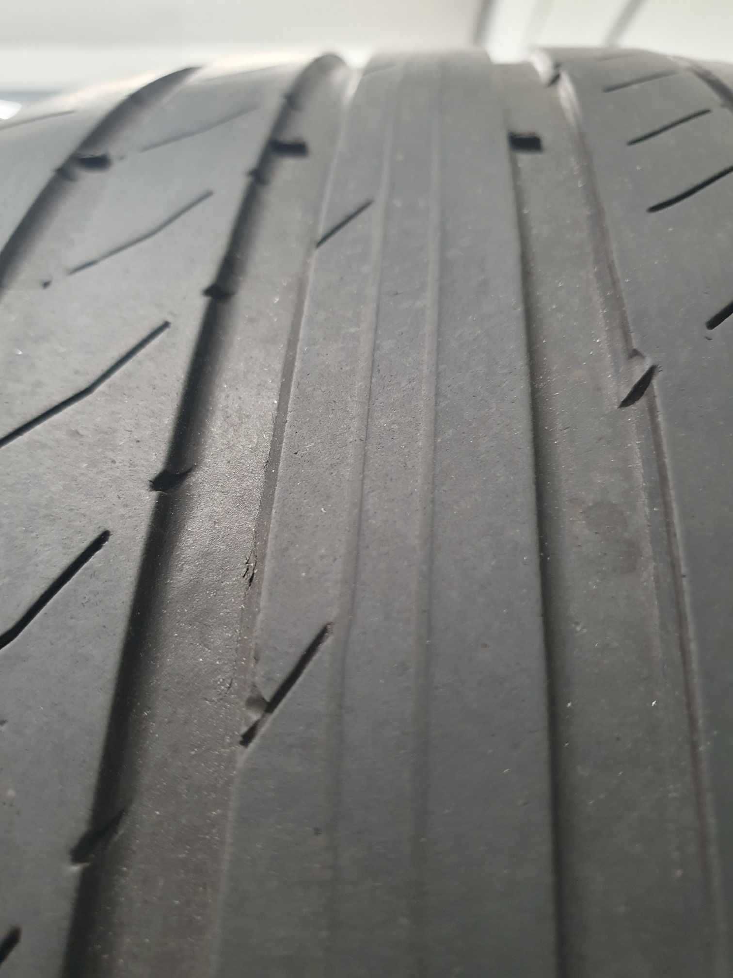 Opony Conti sport 255/45r/20W   4szt  bez felg po 30 tysiącach km