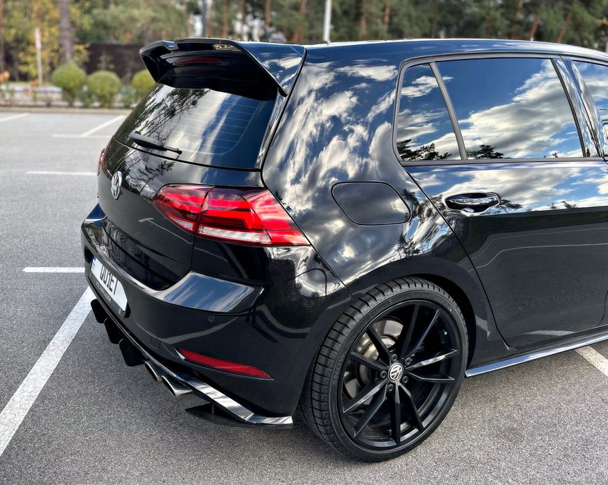 Volkswagen Golf R 2019