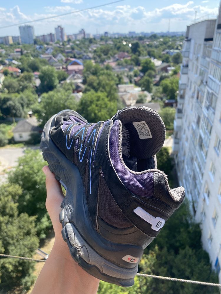 solomon gore tex , 42