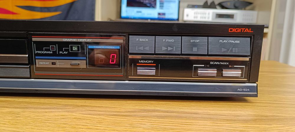 CD програвач  fisher ad 924 (Дефект)