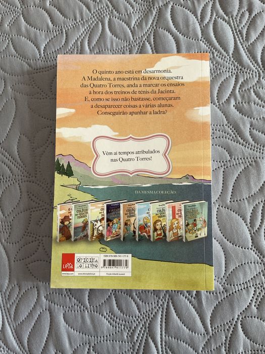 Livro “Colégio das quatro torres” de Enid Blyton