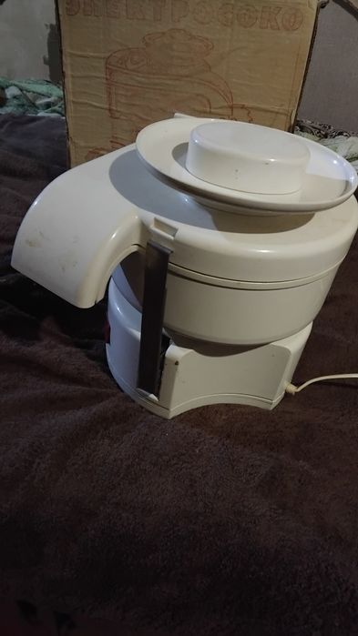 Соковижималка свпп 301