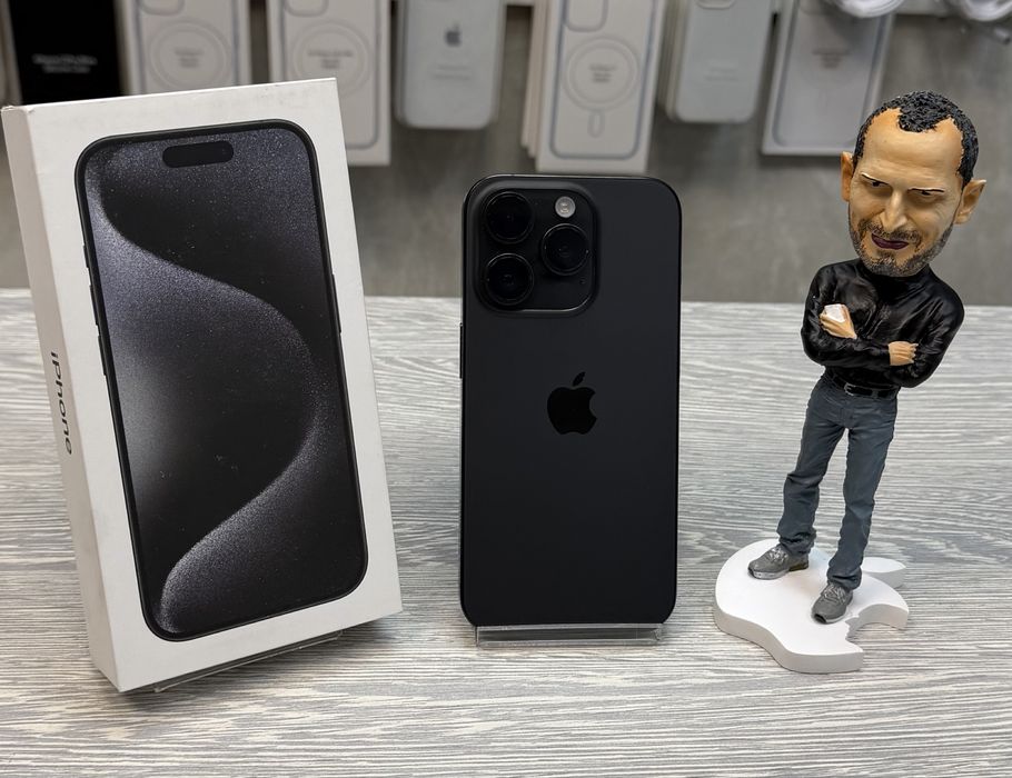 iPhone  15 Pro 256 GB Black Titanium Sim / 89%