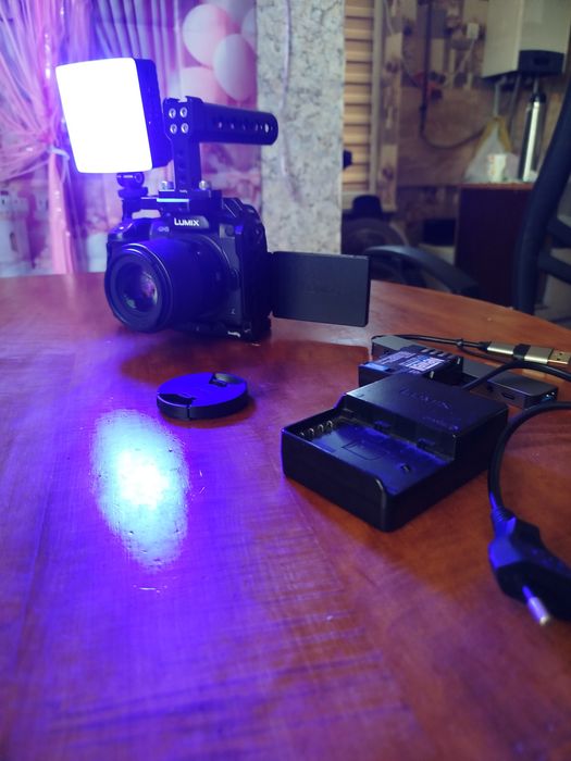 Panasonic gh5 +sigma 30 mm+обвес и свет