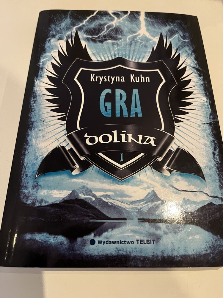 Gra Krystyna Kuhn książka 1 tom seria Dolina