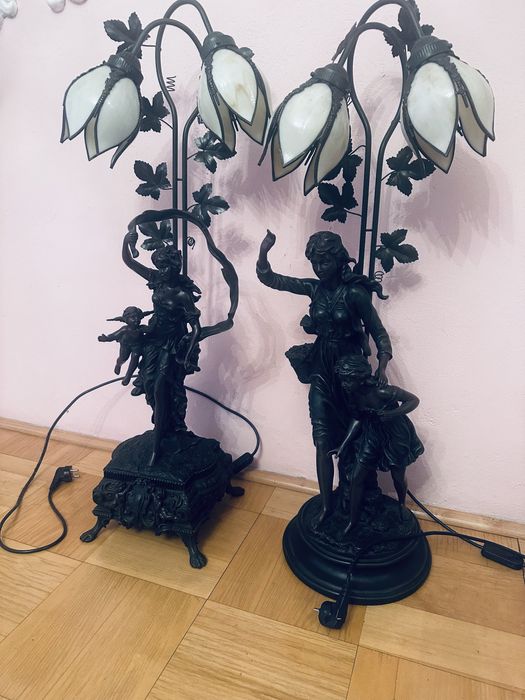 Lampa figuralna antyczna 2 sztuki wysoka stołowa