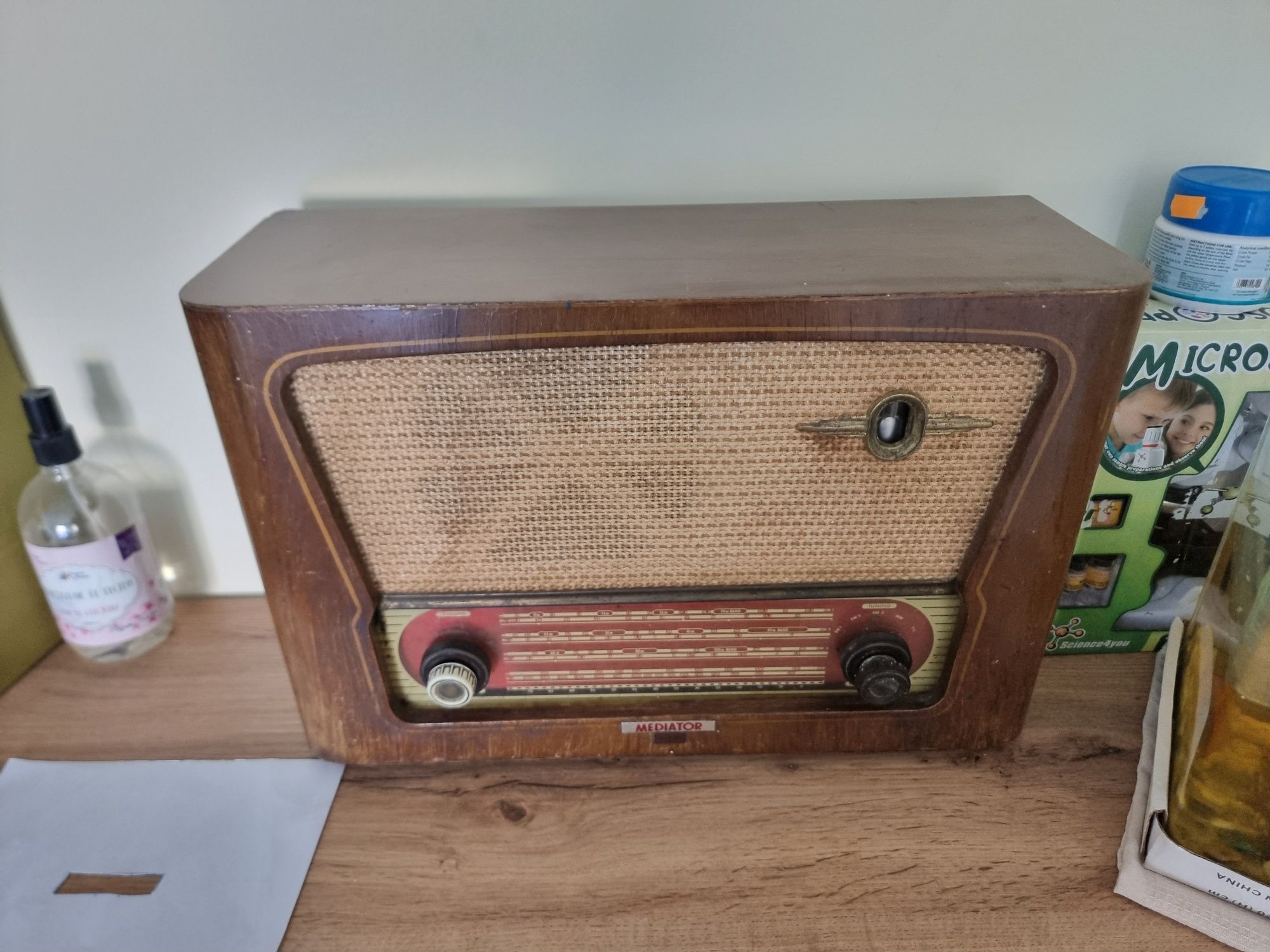 Radio Mediator Antigo