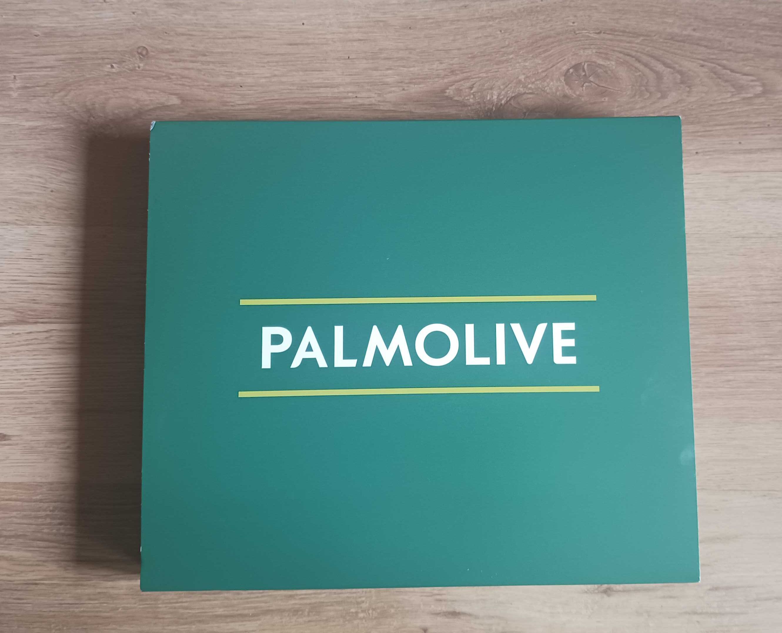 Zestaw kosmetyków Palmolive w kartonie