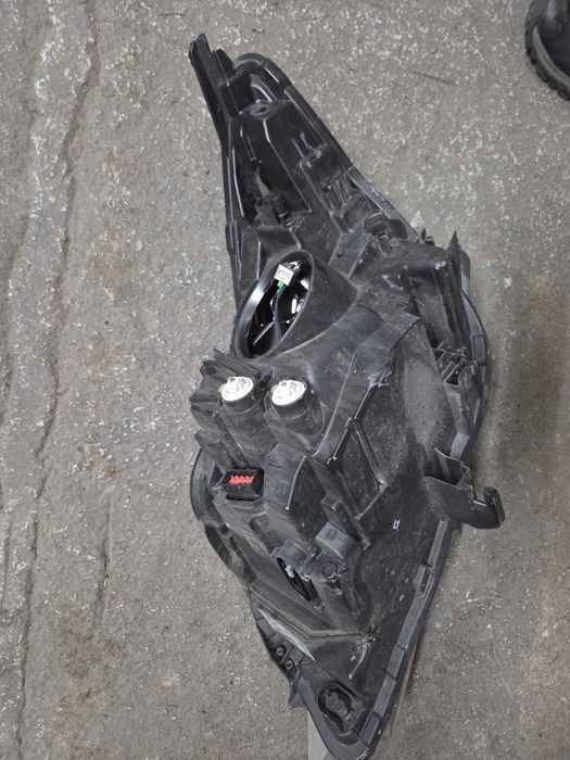 Lampa Ople Insignia A LIft Xenon Bi Xenon skrętny