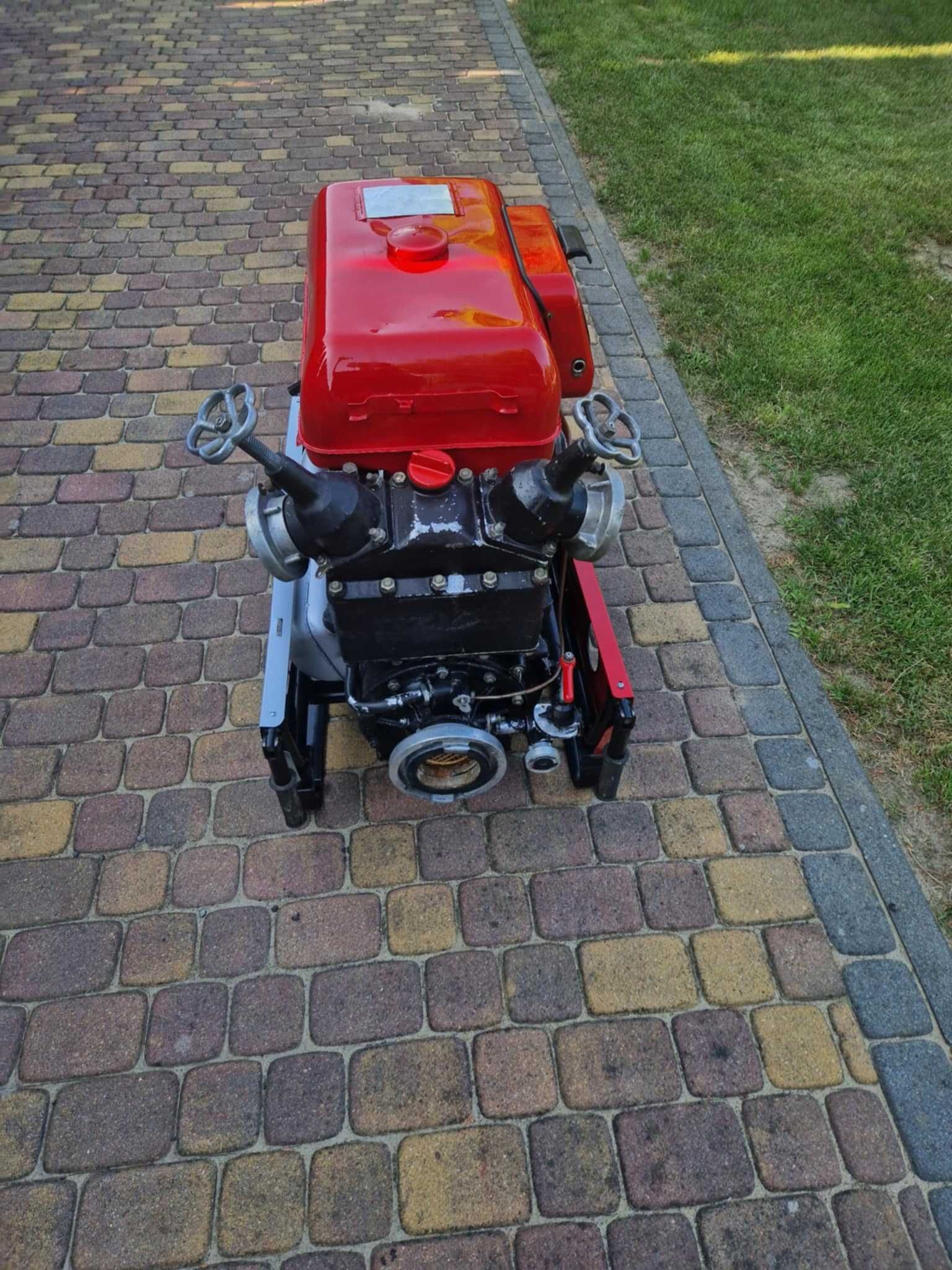 Motopompa strażacka PO5