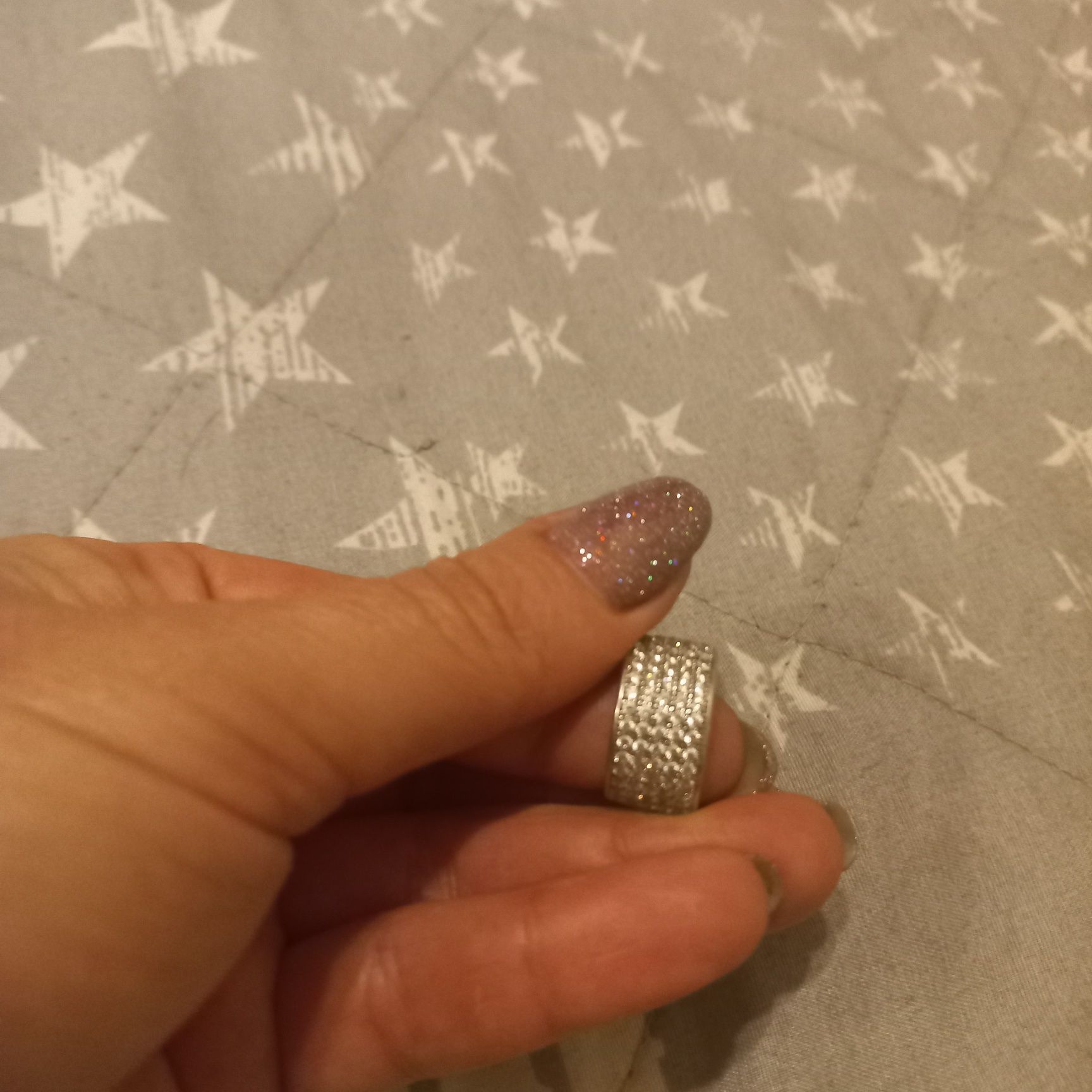 Серебряное кольцо с камнями