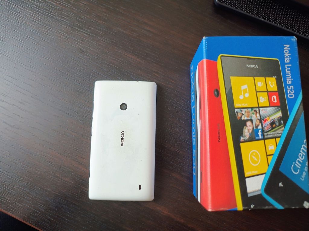 Nokia Lumia 520 не лове мережу