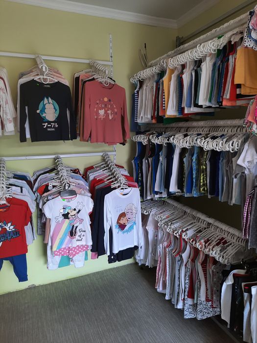 Магазин білизни і одягу для немовлят