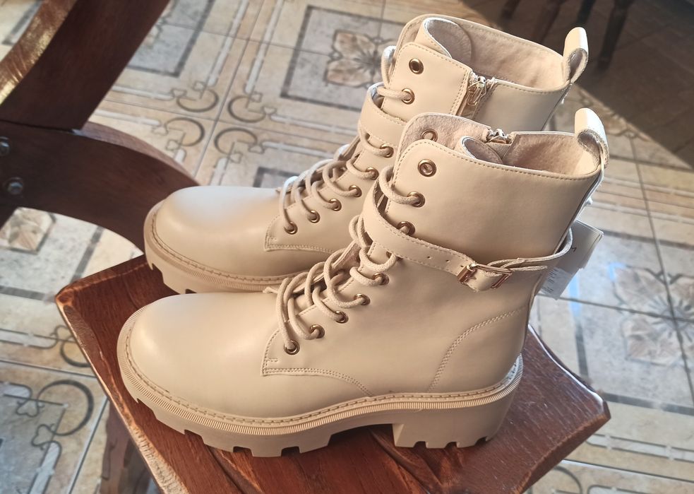 Черевики шкіряні жіночі 40р.