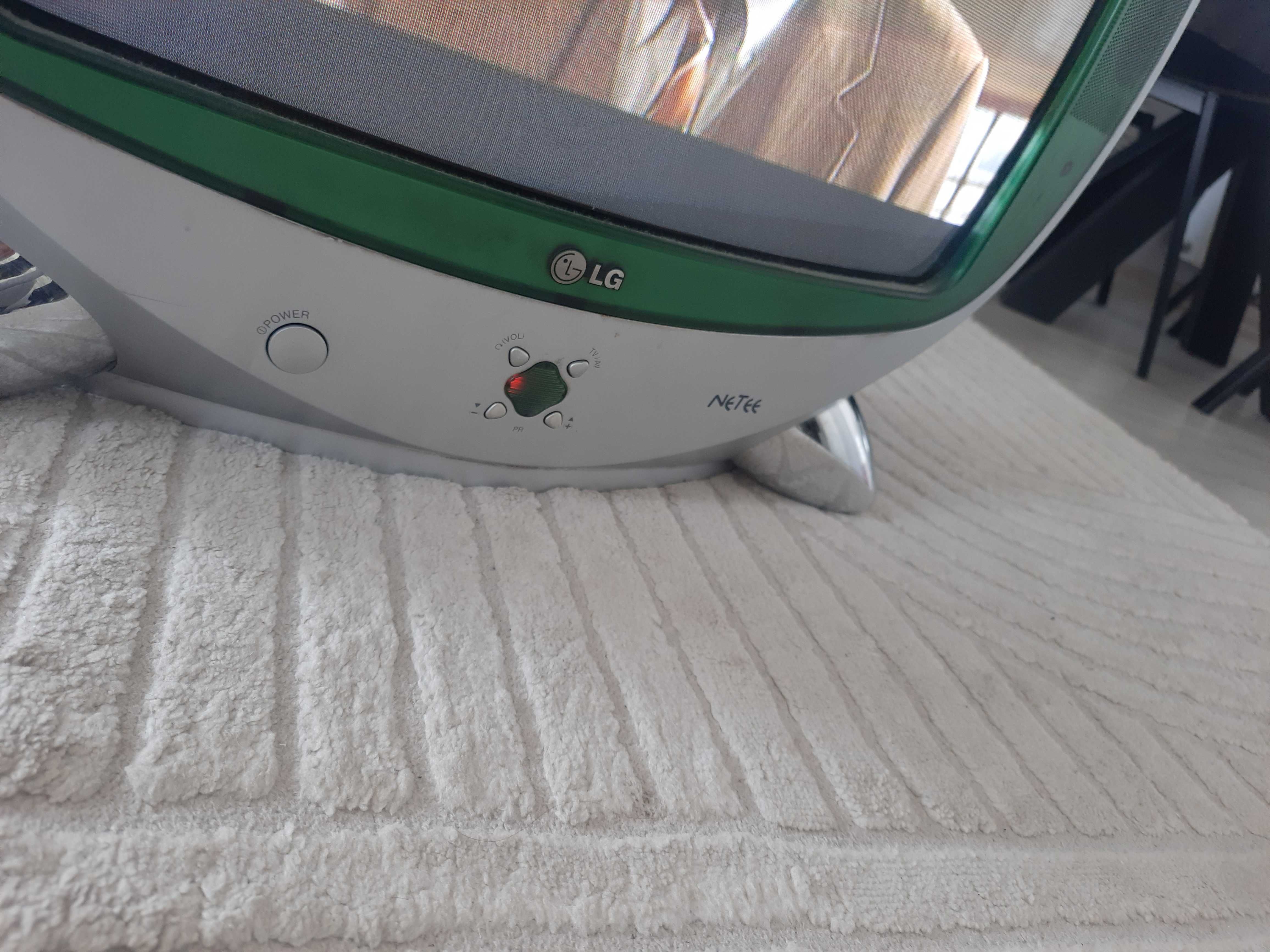 Tv Lg Netee crt dla graczy retro i nie tylko unikat