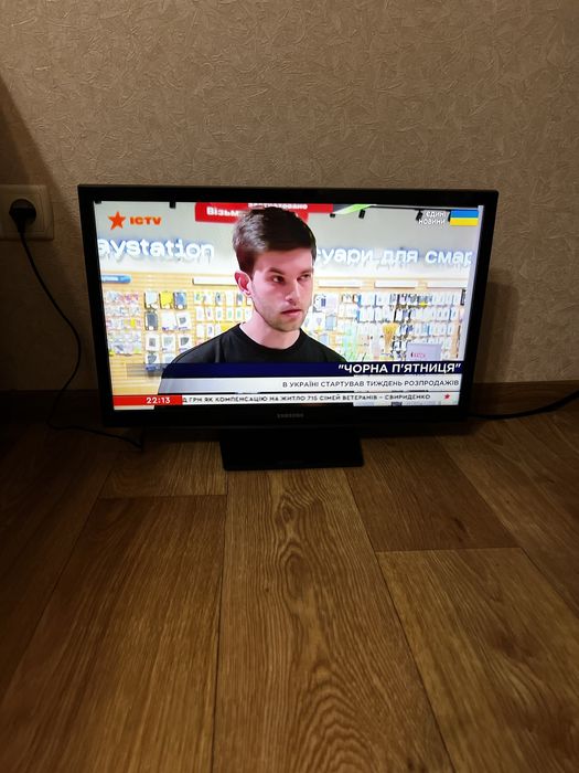 Телевізор Samsung UE24H4070 з Т2 приймачем