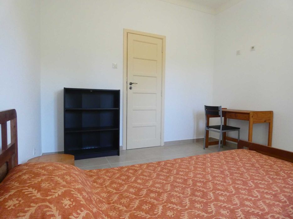 Quarto em Tomar para aluguer
