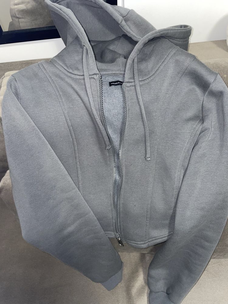 Bluza na zamek z kapturem