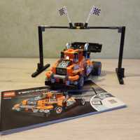 Zestaw LEGO technic ciężarówka wyścigowa