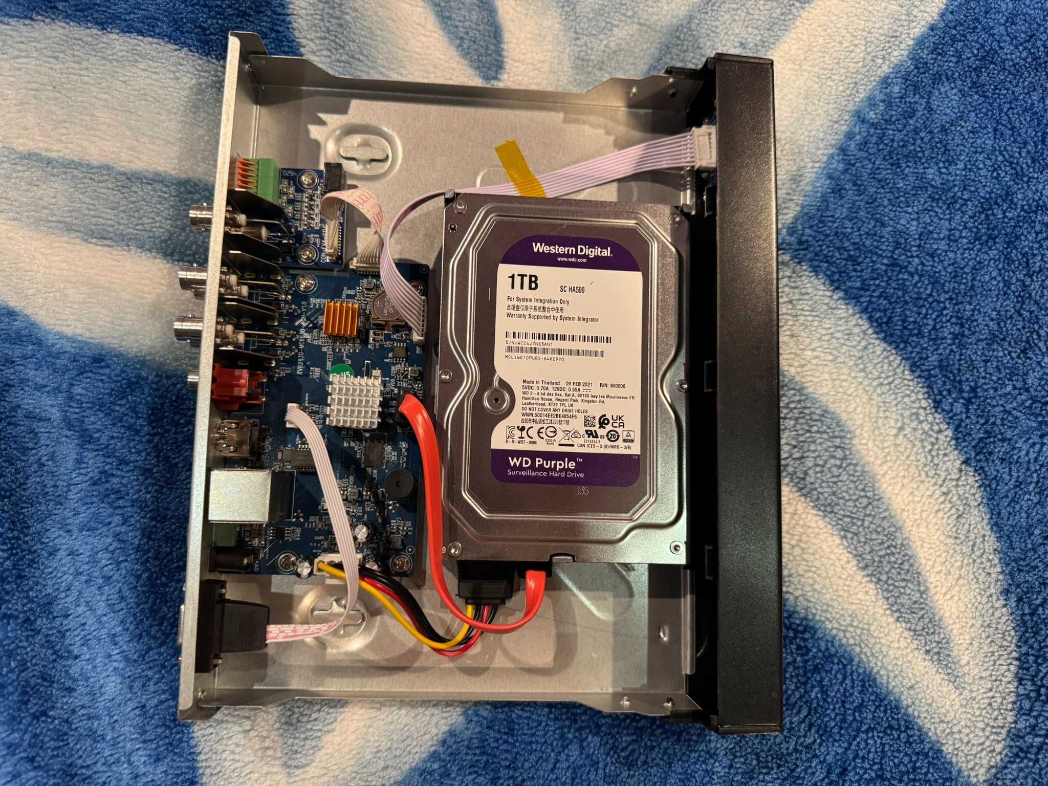 zestaw Rejestrator GISE 5W1 GS-M1004FH-V6 i Dysk HDD 1TB
