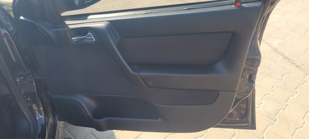 Опель астра G універсал