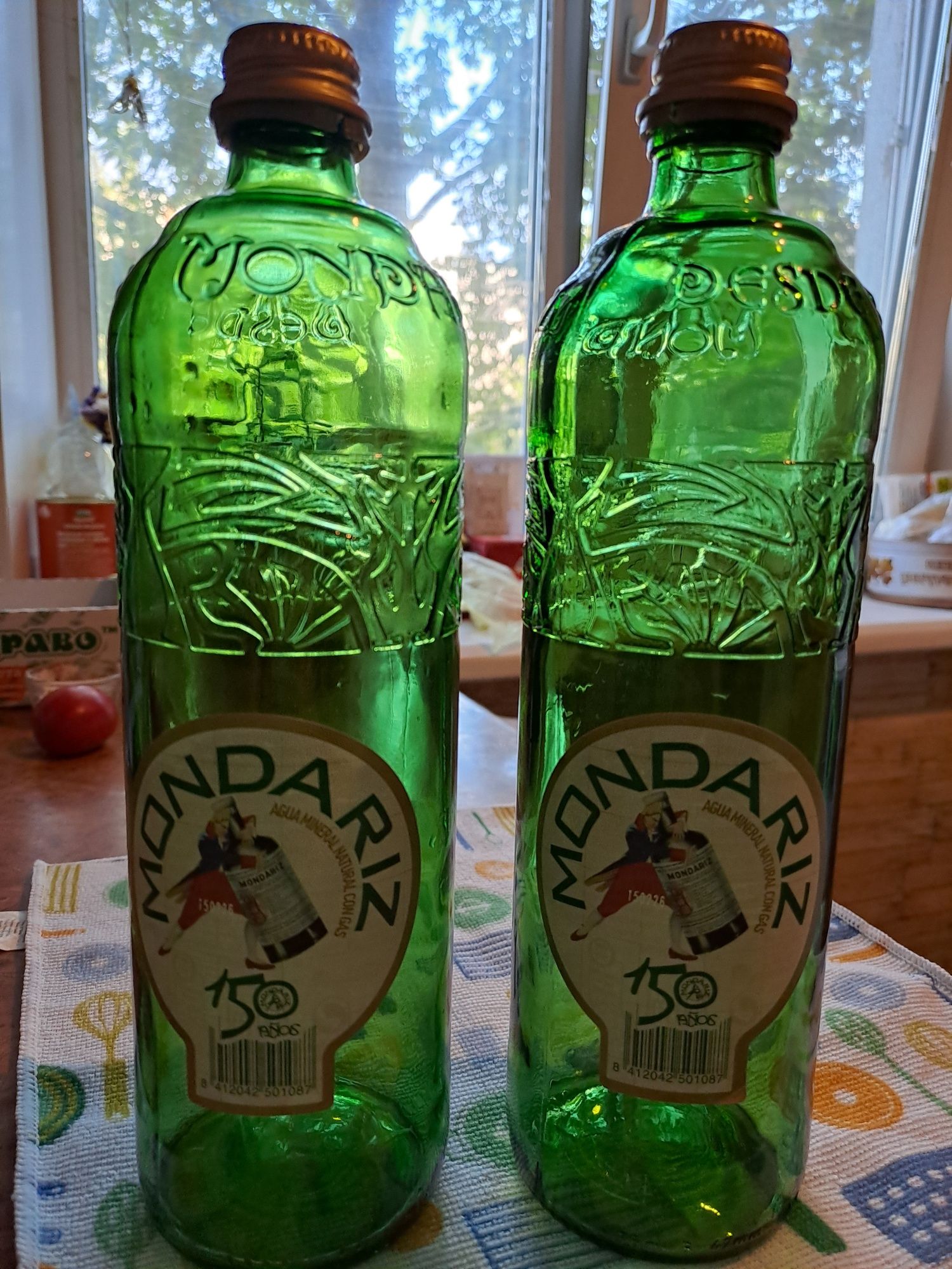 Скляні пляшки, стеклянные бутылки