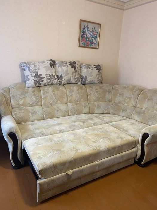 Кутовий диван б/у