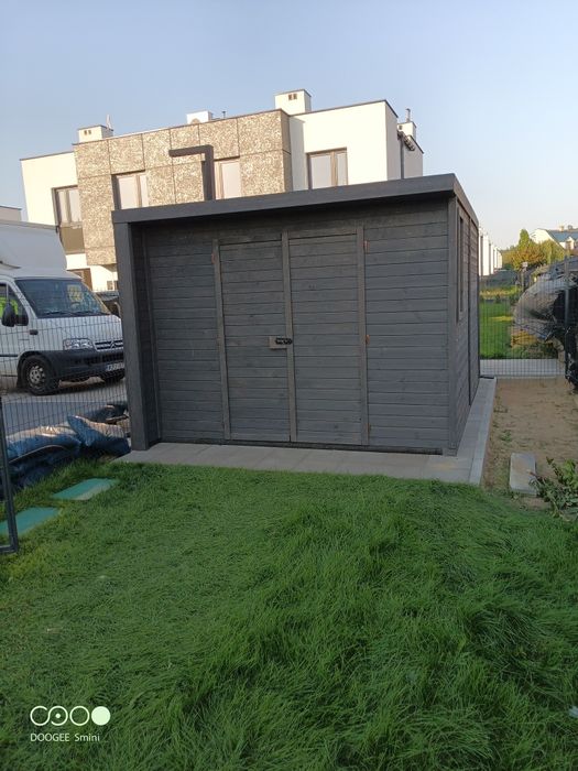 Nowoczesny domek narzedziowy ogrodowy gospodarczy