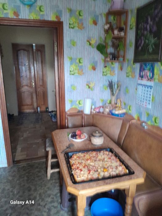 Будинок в самому центрі селища Рокитне Київської області