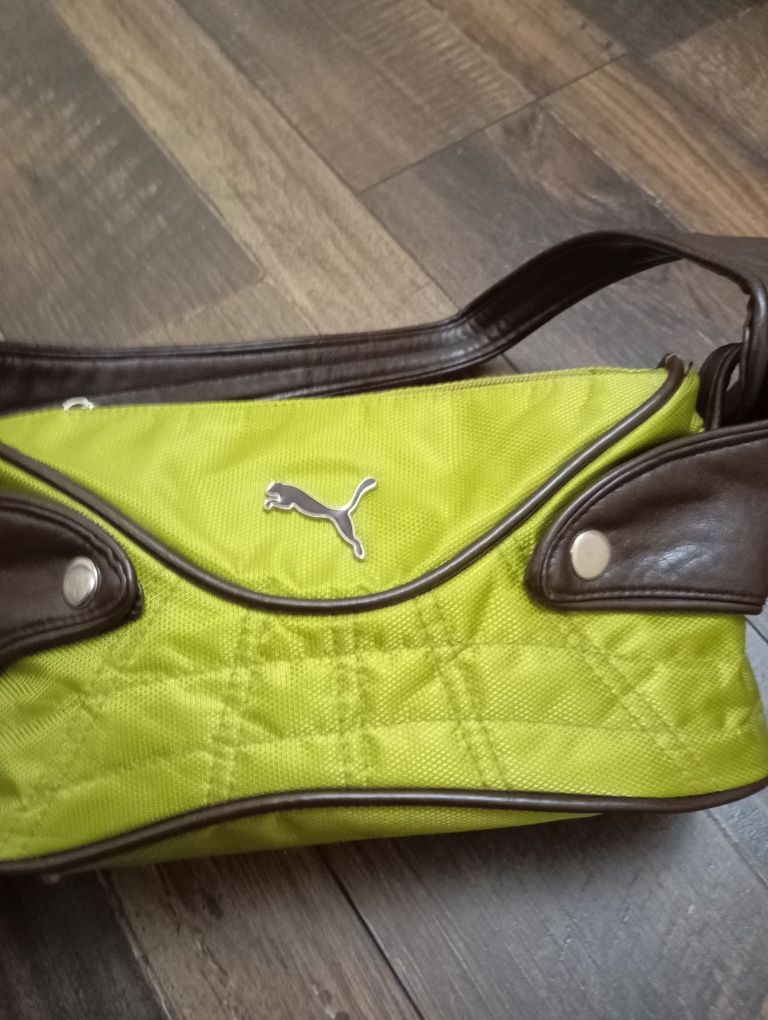 Сумочка Puma с короткой ручкой