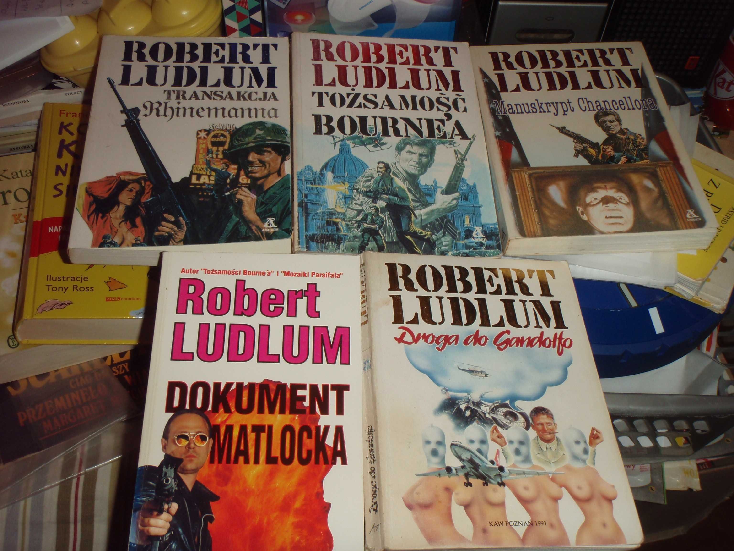 Robert Ludlum 5 książek: Tożsamość Bourne'a Manuskrypt Chancellora + 3