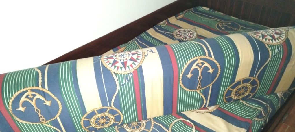 Cama com gavetão  - Para desocupar