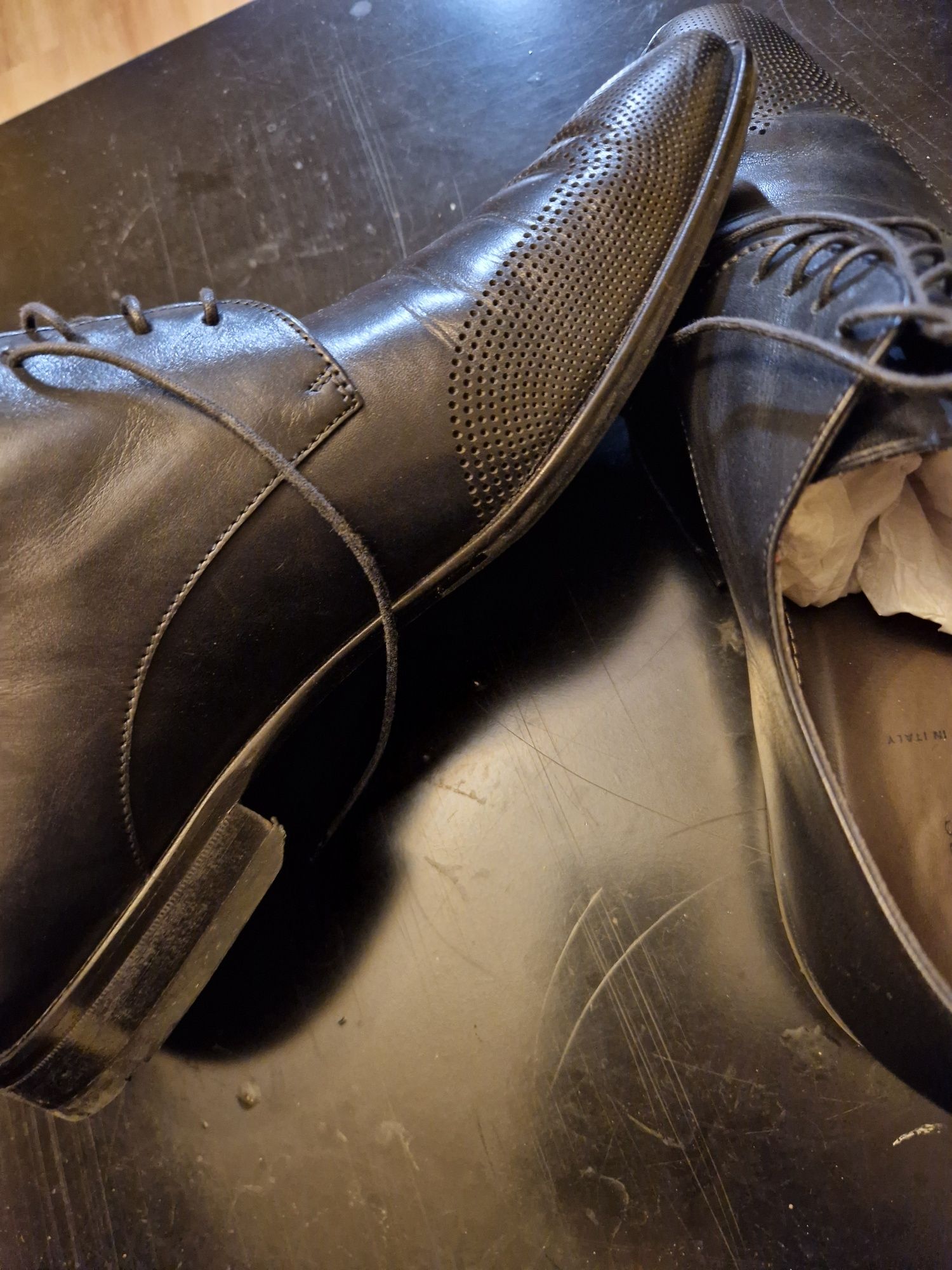 Czarne buty Hugo Boss