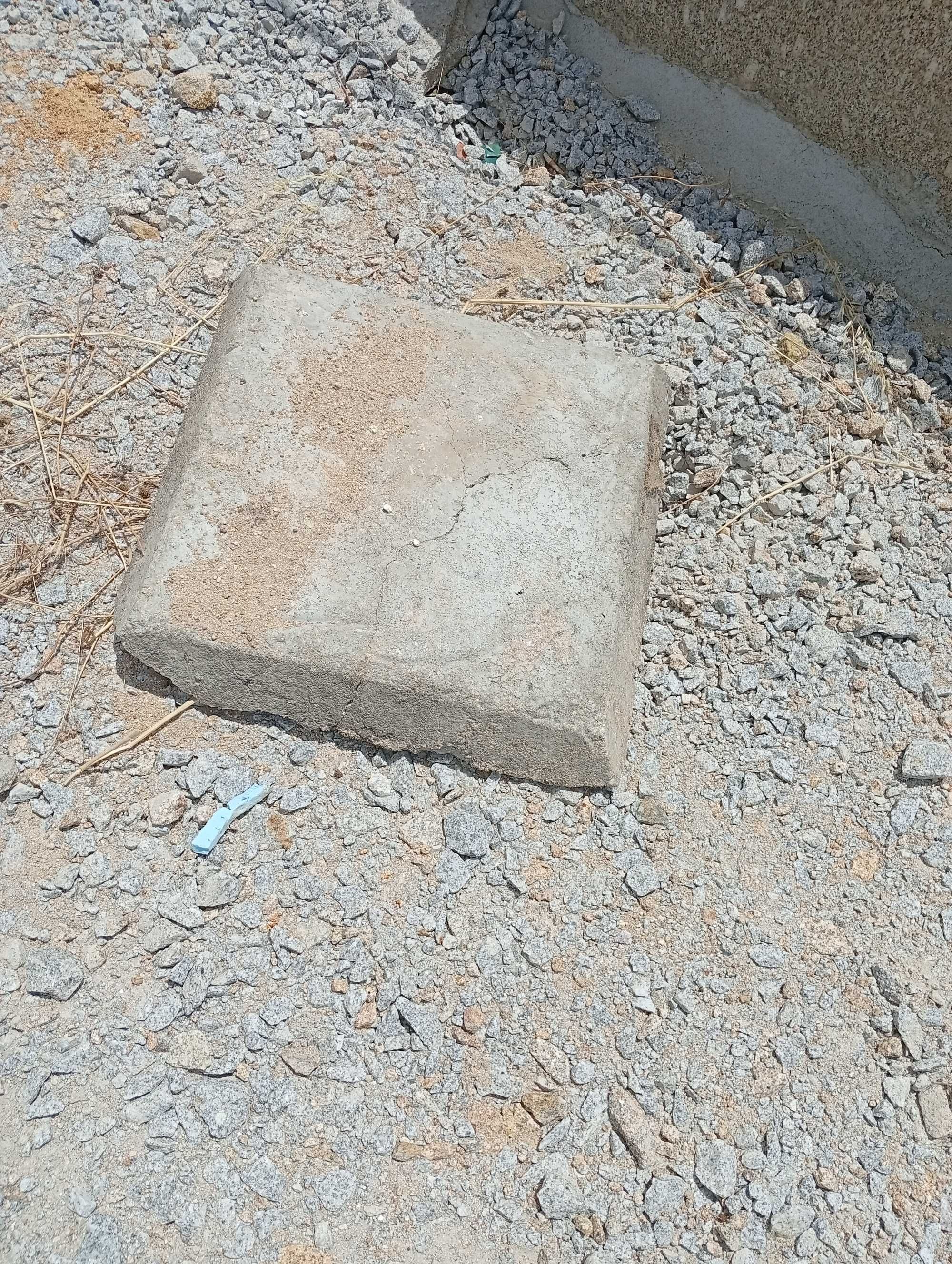 Tampa de poço e argola