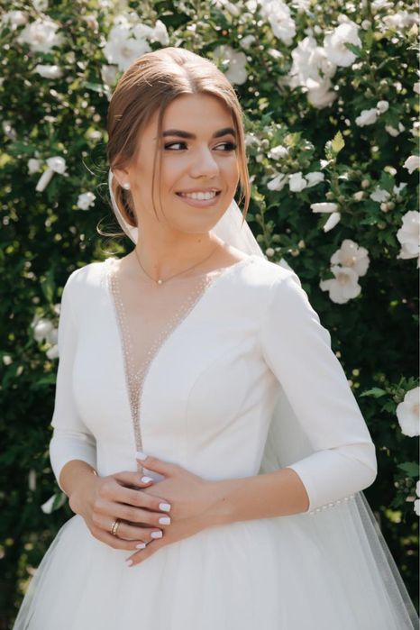 Весільна сукня