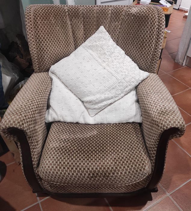 Poltrona Sofa de 1 lugar muito comodo.