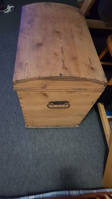 Skrzynia kufer drewniany