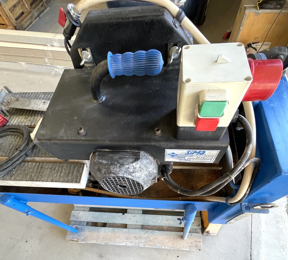 Maquina de cortar a agua para desocupar disco novo