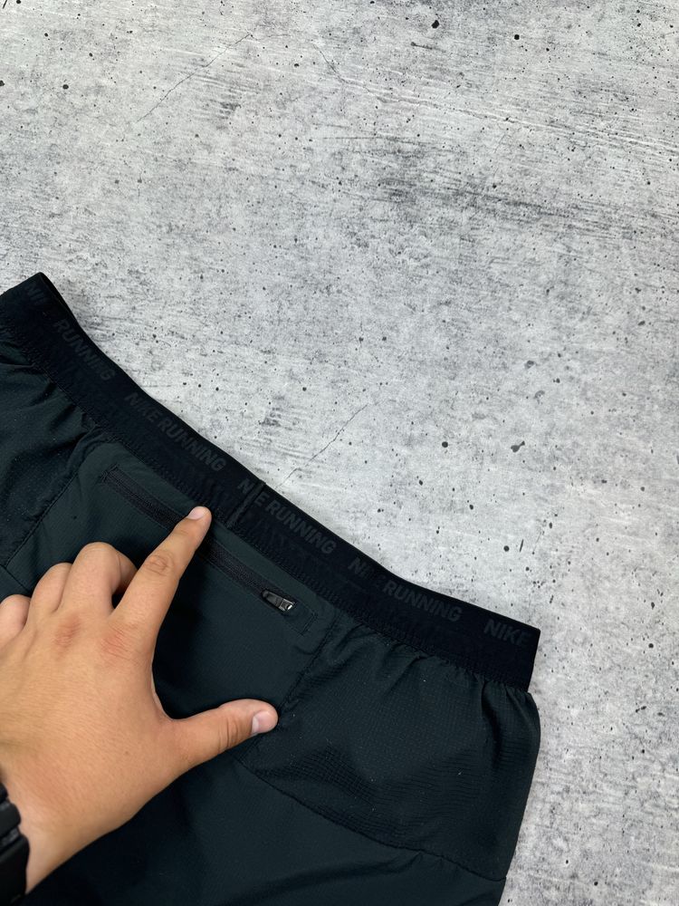 Повседневные спортивные шорты для бега для зала занятий спортом Nike