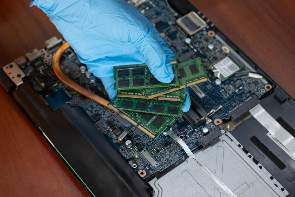 Ремонт телевізорів у Львові — Smart TV, налаштування, ремонт підсвітки
