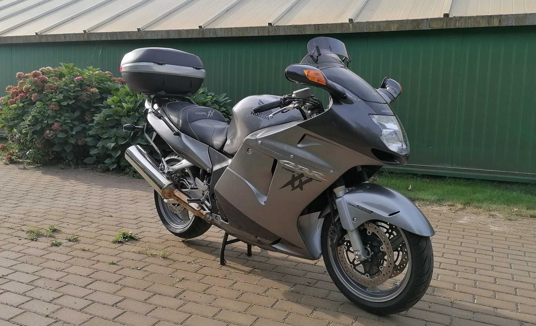Honda CBR XX Super Blackbird