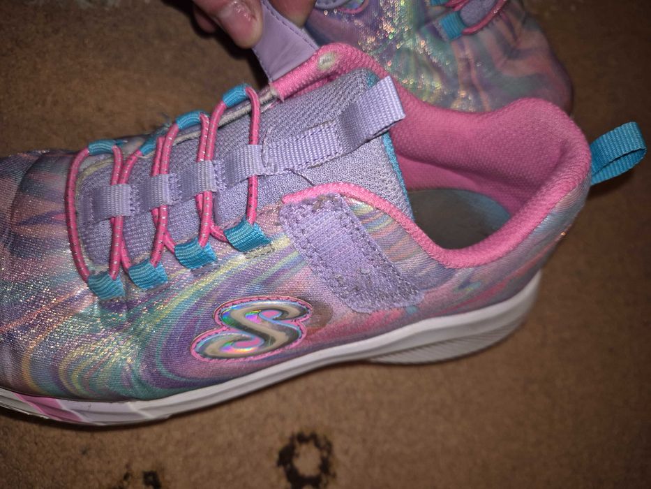 Skechersy dziewczęce rozmiar 34