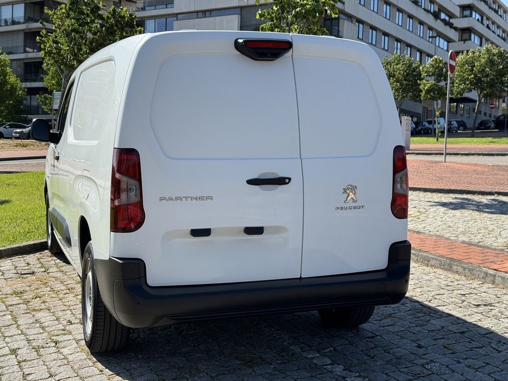 Peugeot Partner Asphalt Longa L2 - 1.5 BlueHDi
