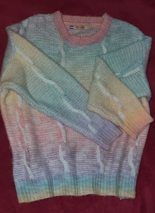 Sweterek damski Azara